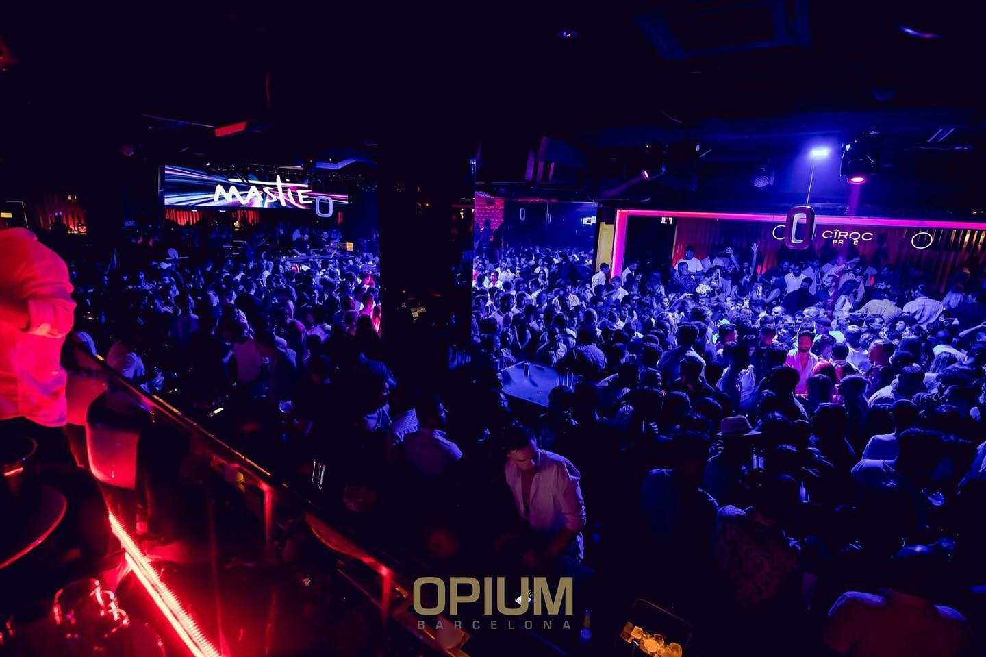 Martes Opium Mar